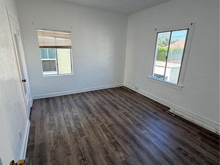 1117 Queen Anne Pl — Photo 16