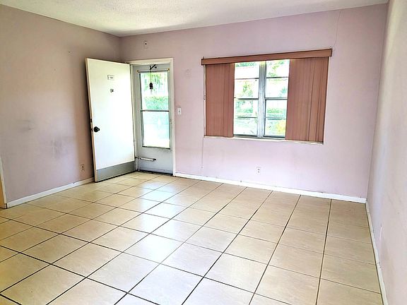 4th image of 1481 S Ocean Boulevard #129C