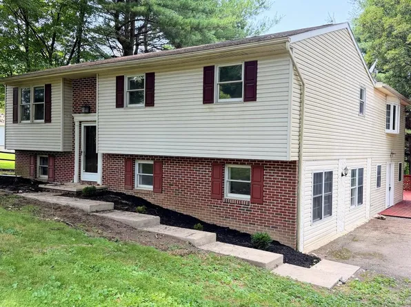297 Bethesda Church Rd W, Holtwood, PA 17532