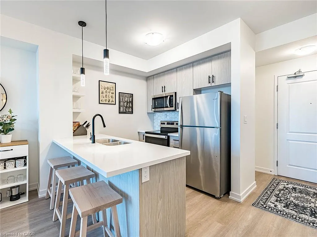 450 Dundas St E #232 photo 1