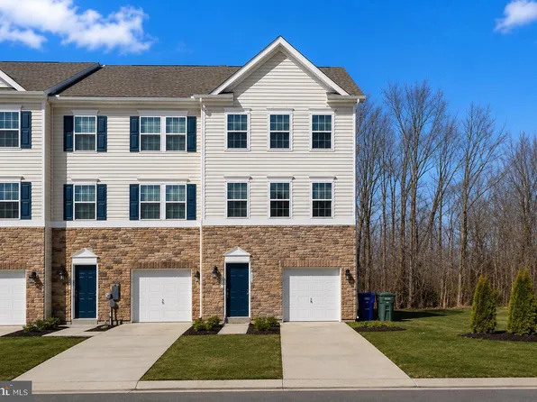 110 Jonagold Dr, Glassboro, NJ 08028