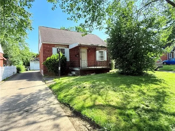 1042 Lindsay Ave, Akron, OH 44306