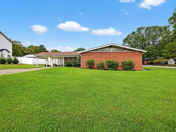 200 Hipps Ave, Simpsonville, SC 29681