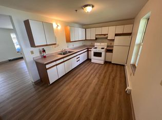 29 Chestnut St APT 3, Rochester, NH 03867