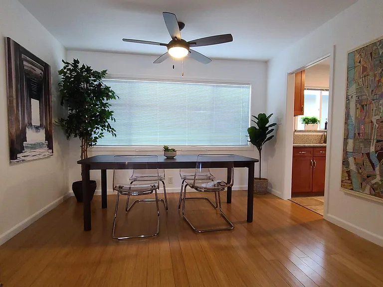 dining area w/ room for big table