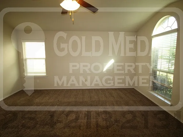 6309 Clear Brook Dr — Photo 5