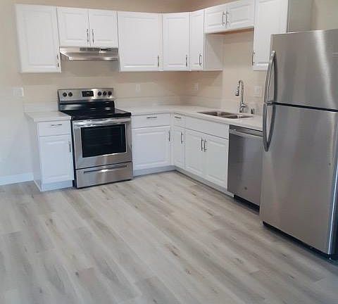 5th image of 3901 Watt Ave #4
