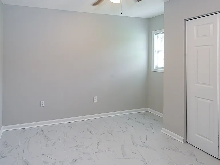 2515 Grimwood Rd #B — Photo 9