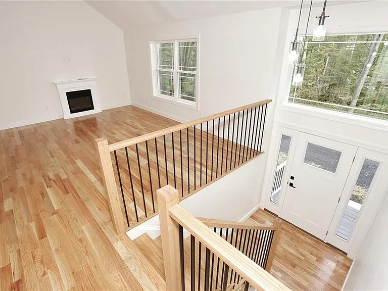 1097 W Route 1 #211-1 — Photo 13