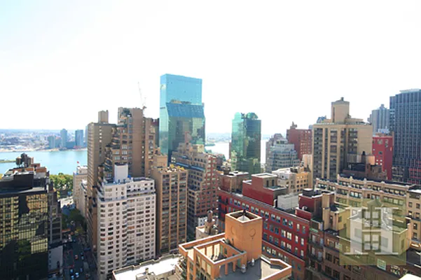 Rented by Halstead Real Estate | media 5