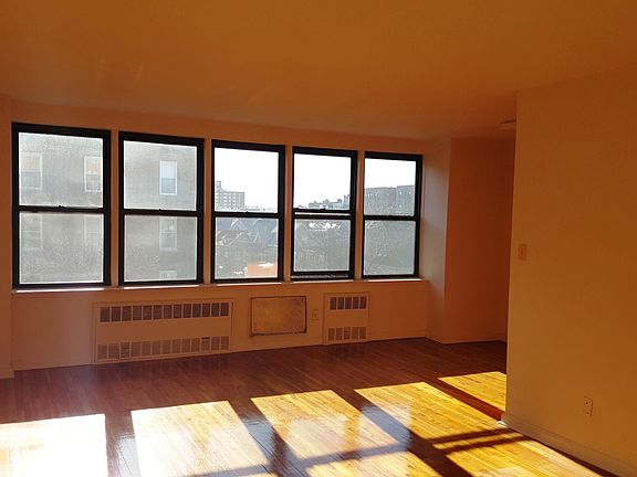 3rd image of 2225 Benson Ave APT 5B