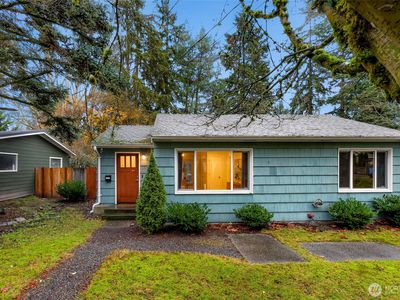 16040 26th Avenue NE, Seattle, WA, 98155