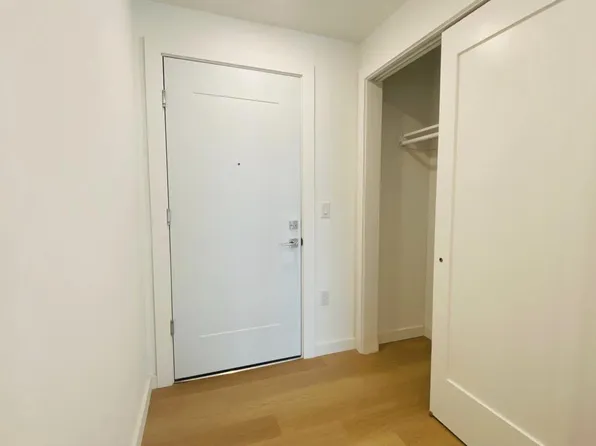 402 Jackson Street image 5 of 12