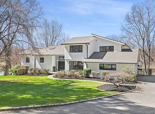 25 Round Hill Rd, Armonk, NY 10504