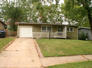 3424 SW Westwood Dr, Topeka, KS 66614