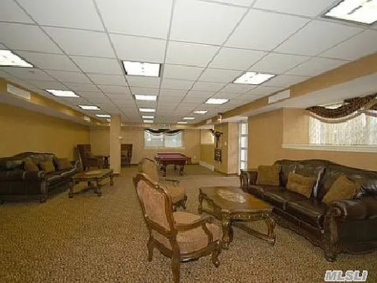Sold by Douglas Elliman | media 18