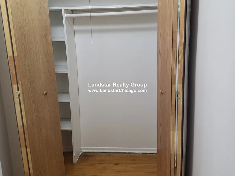 1515 W Morse Ave #305 — Photo 5