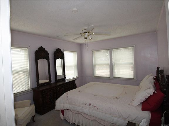 4th image of 3211 E Admiral Blvd