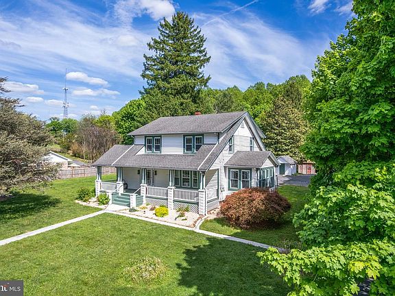 2nd image of 28733 Ridge Rd