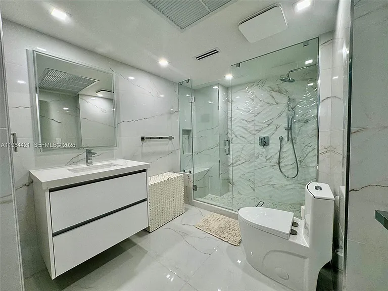 9801 Collins Ave #20E — Photo 19