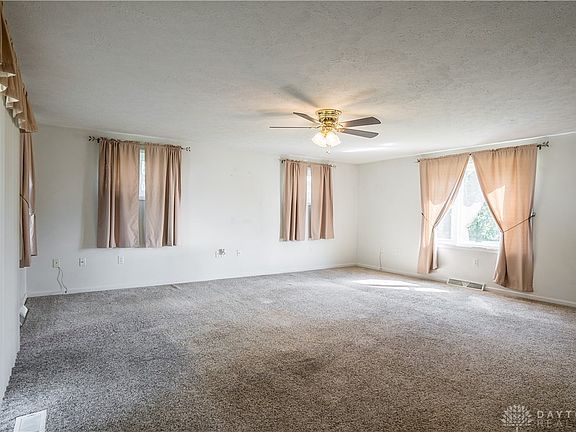 5th image of 4070 Tipp Cowlesville Rd