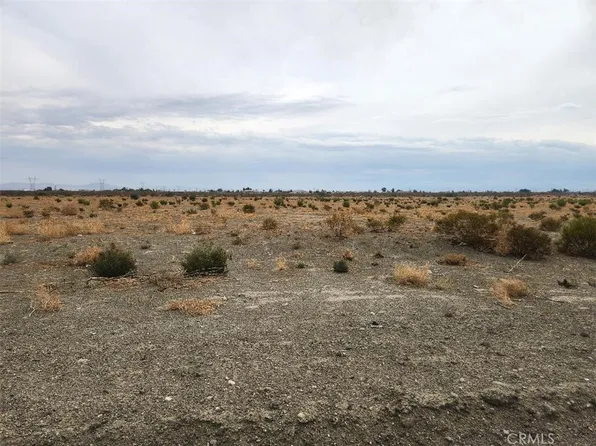 113 Sheep Crk, Phelan, CA 92371