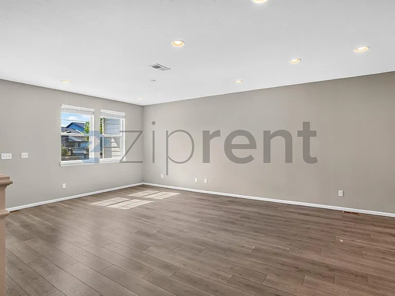 19029 E 64th Pl — Photo 6