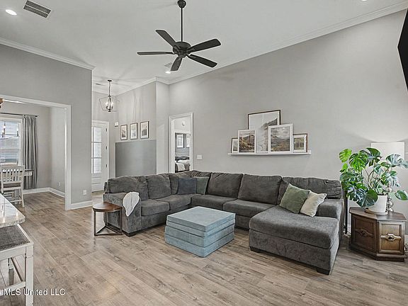2nd image of 1614 Fall Garden Dr