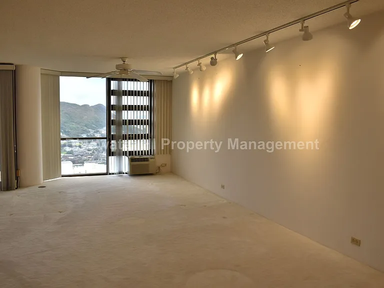 2101 Nuuanu Ave #2501 — Photo 6