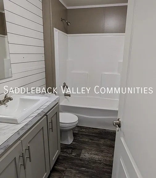 2221 S Prairie Ave #19 — Photo 10