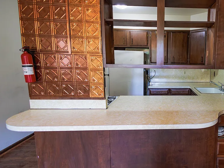 213 Laurel Ave #B — Photo 6