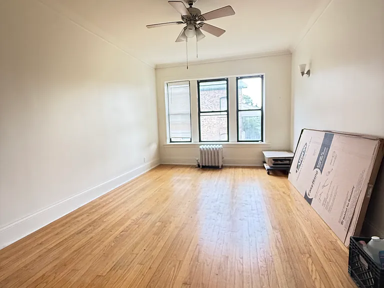 2321 N Spaulding Ave #1A — Photo 6