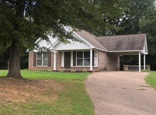 126 Mountain Trl, Columbus, MS 39702