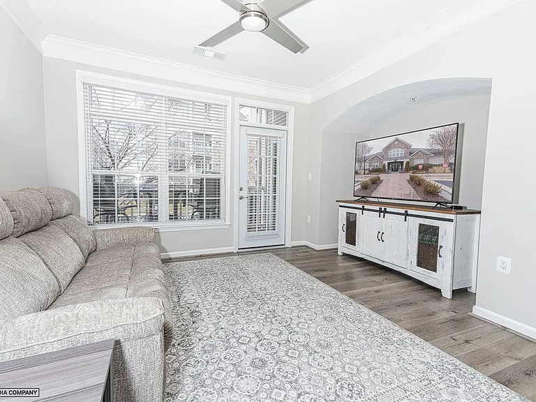 502 Sunset View Ter SE #107 — Photo 5