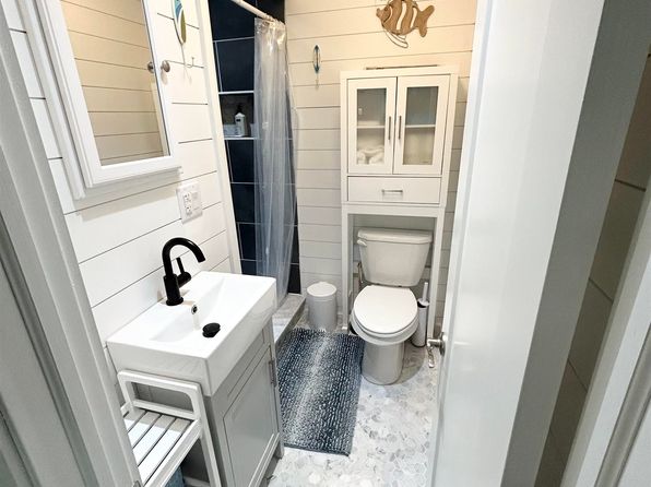 302 E Buttercup Rd APT 10, Wildwood, NJ 08260