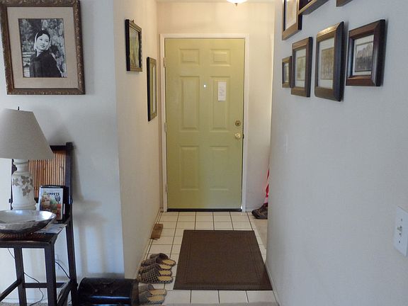 Enterance foyer
