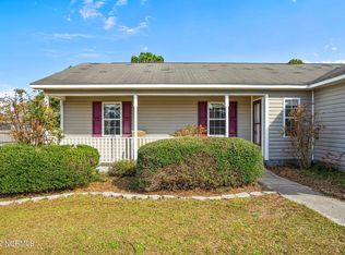 306 Scranton Ct, Richlands, NC 28574