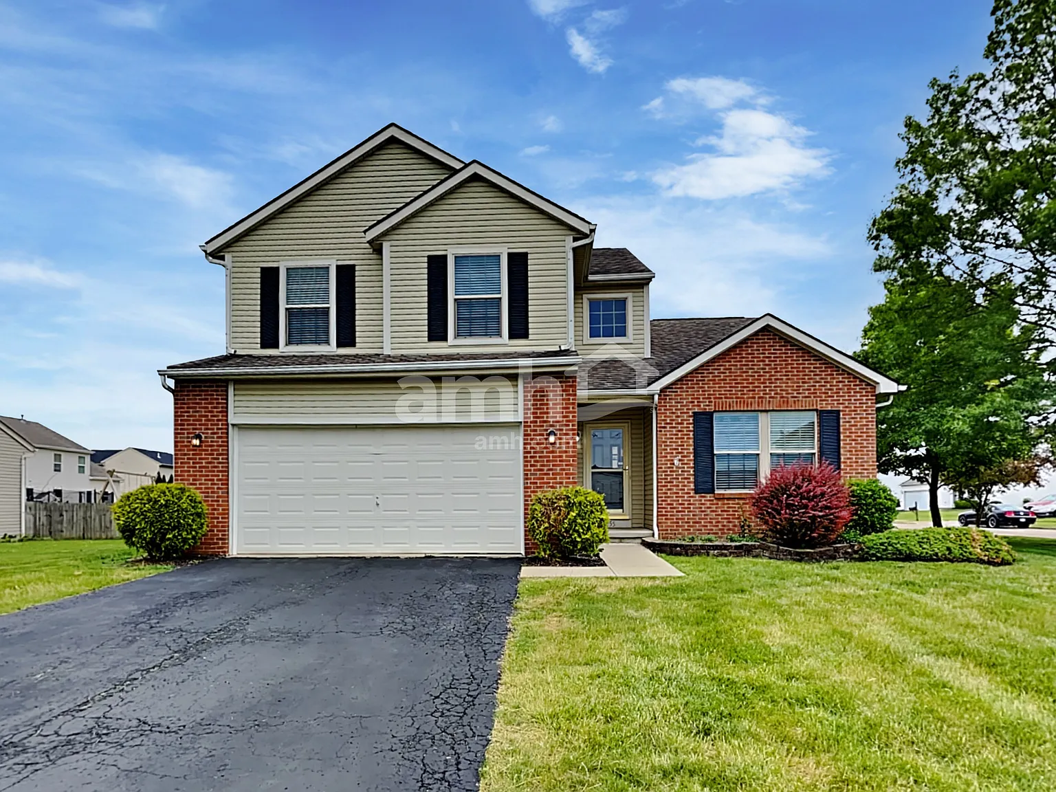 3 bed, 2.5 bath, 2154 sqft, $2,470 — Photo 1