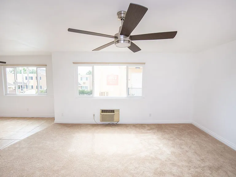 455 Ballantyne St #8 — Photo 40