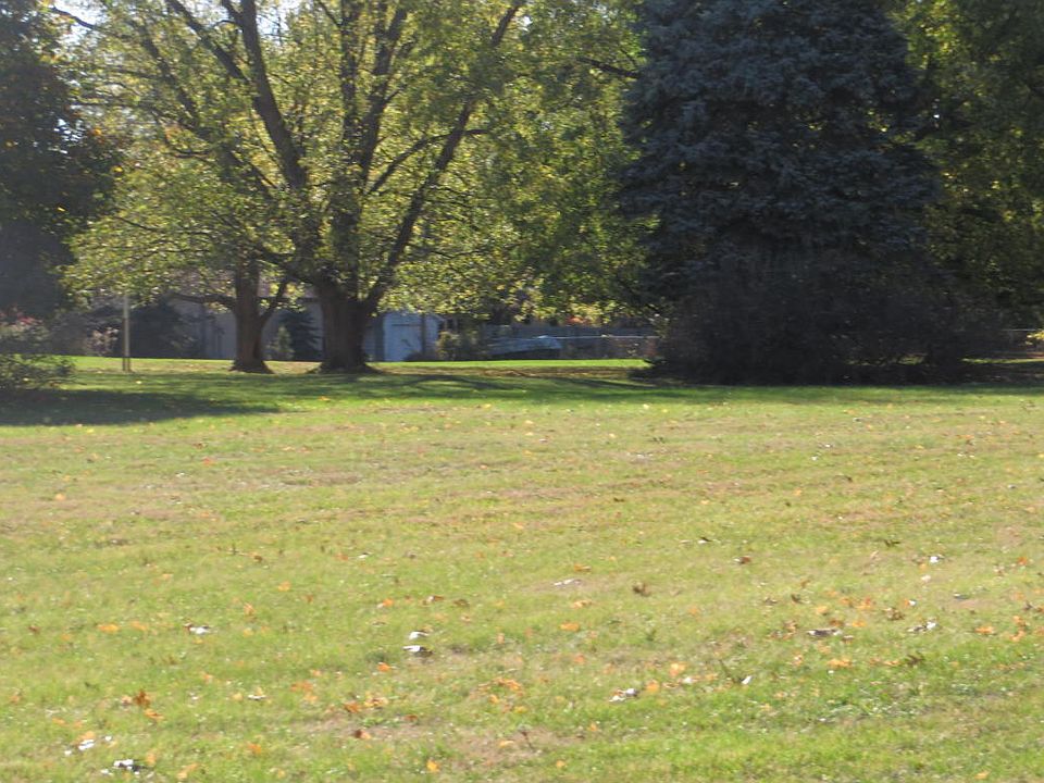 1st image of 2140 Joyce St