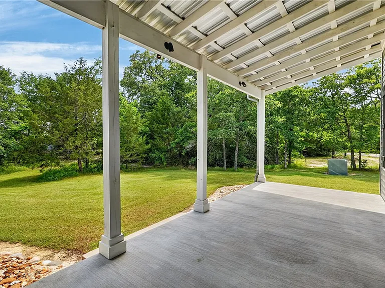 5428 Raymond Stotzer Pkwy — Photo 36