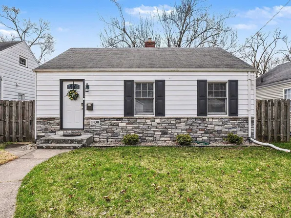 1430 Sorin St, South Bend, IN 46617