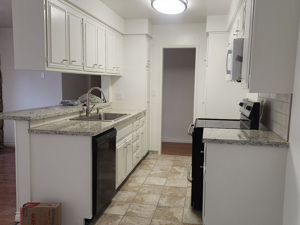 1st image of 12776 Caswell Ave APT 104