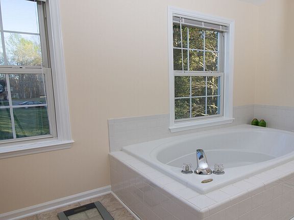 6 foot garden tub