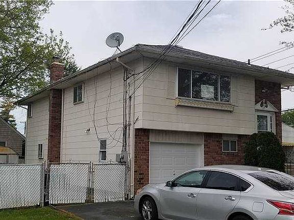2nd image of 2 Elmira St