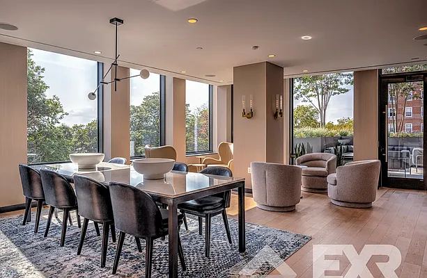 Rented by EXR | media 34