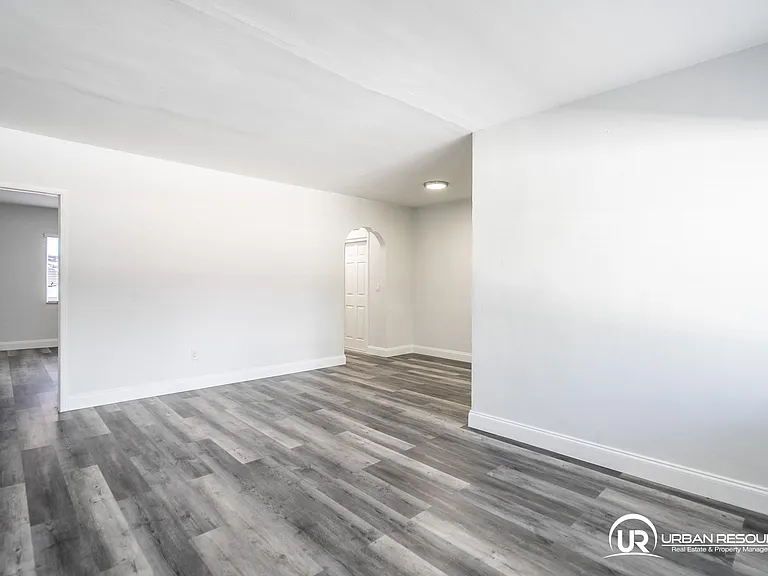 7911 Abbott Ave #7 — Photo 3