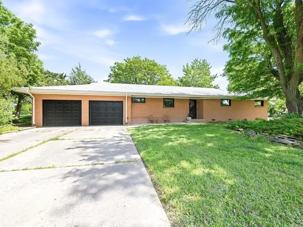 230 S Westview Rd, Andover, KS 67002