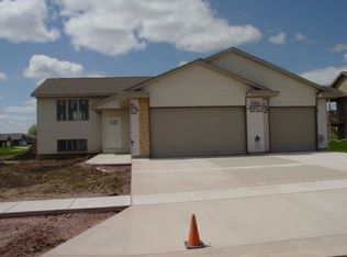 109 Summer Ave, Brandon, SD 57005
