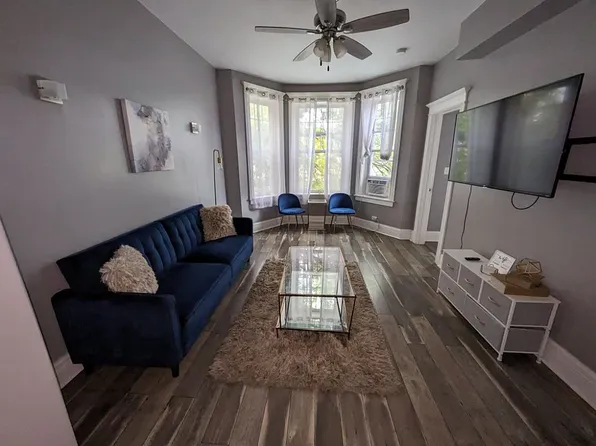 (undisclosed Address), Chicago, IL 60623